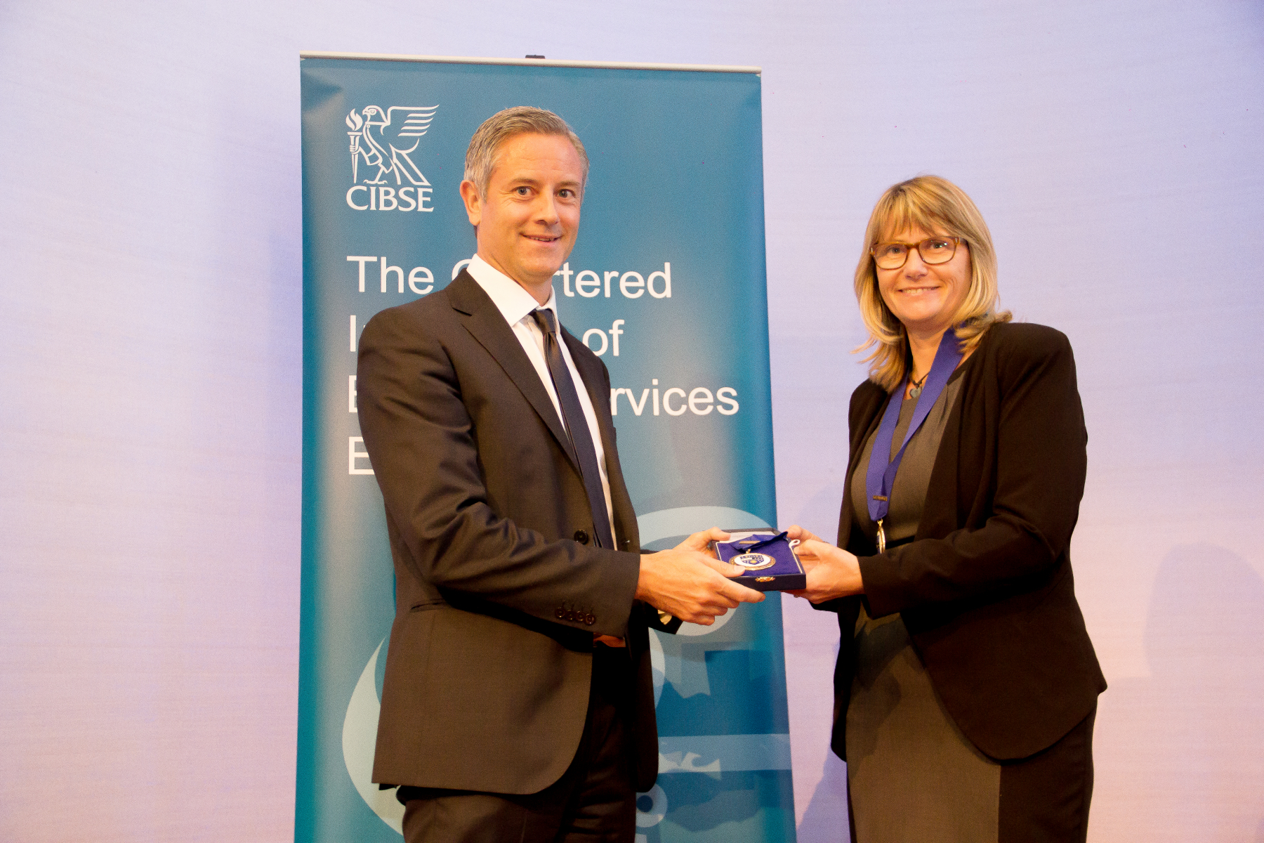 Ashley receiving Vice Presidency medal from Professor Lynne Jack